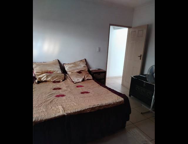 2.5 BEDROOM HOUSE FOR SALE IN MEREWENT